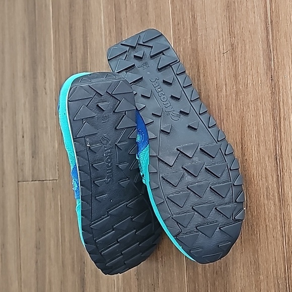 Saucony Originals Women's Jazz Low Pro Fashion Sneaker Nwot - Picture 2 of 3